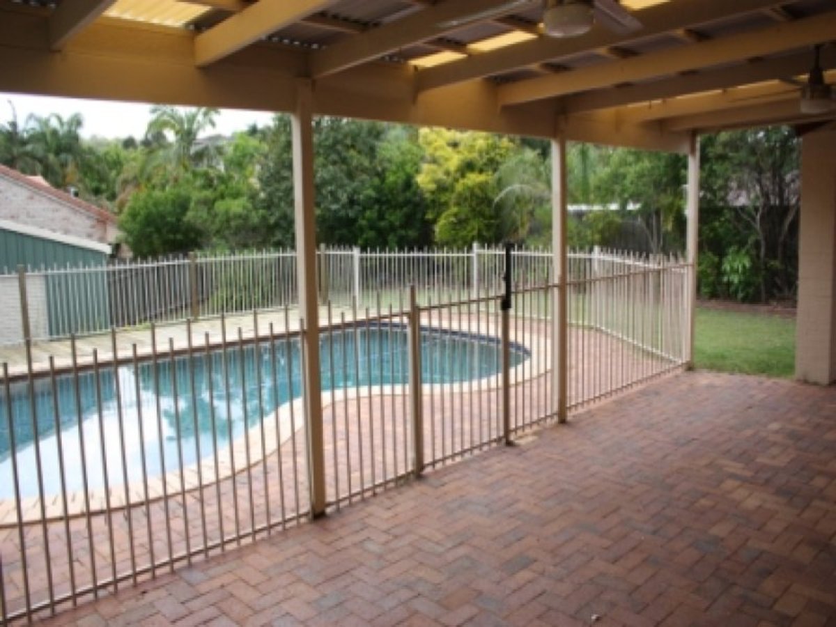 1 Mooloo Crt , Shailer Park