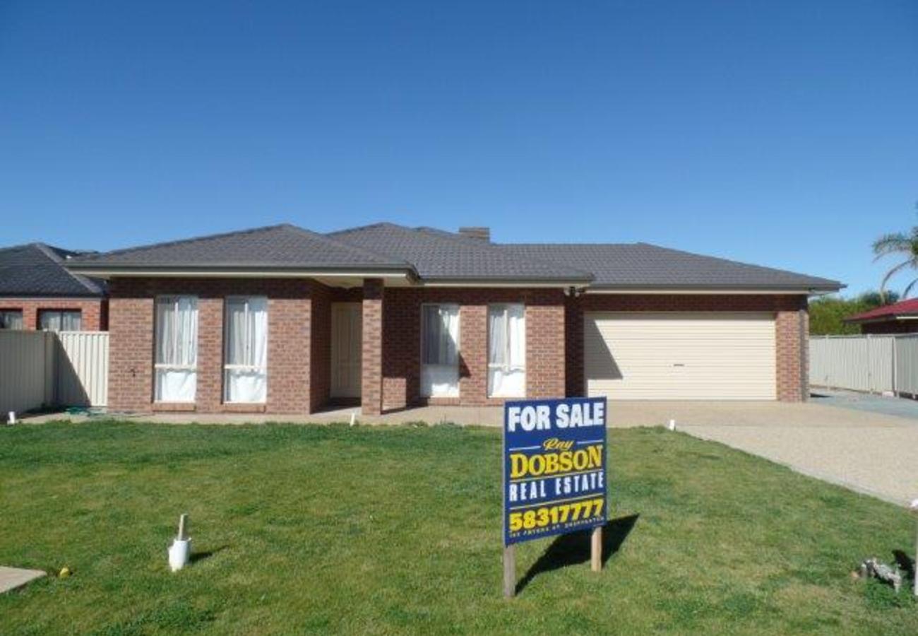 6 Rosemont Crescent, Shepparton