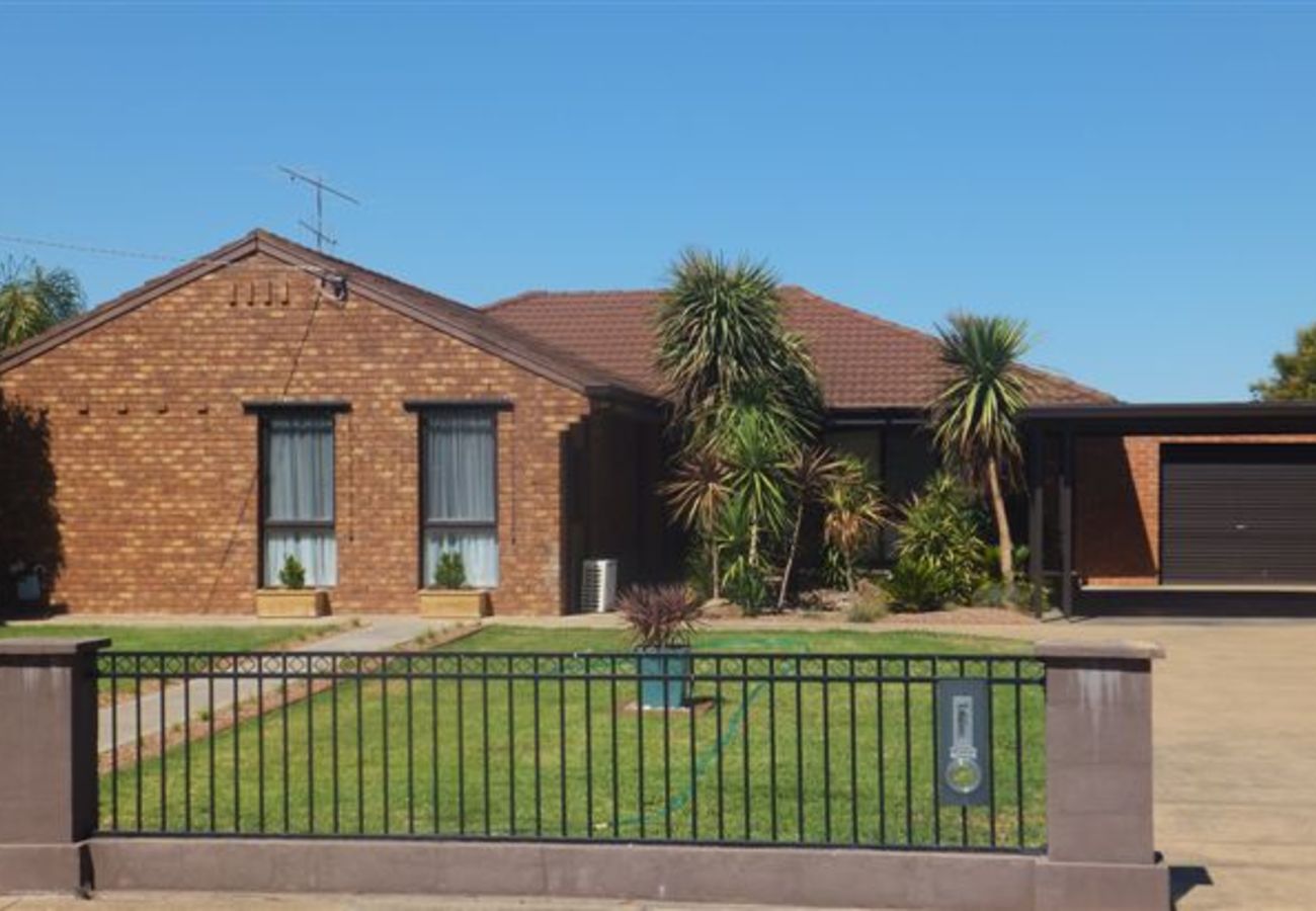 21 Ferguson Road, Shepparton