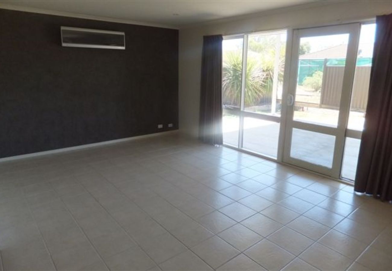 21 Ferguson Road, Shepparton