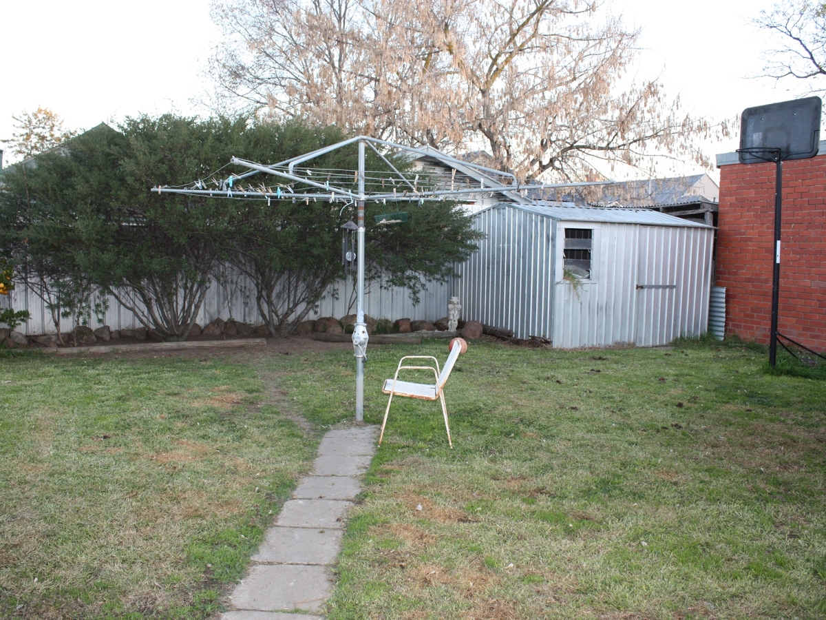 94 McKellar Street, Benalla