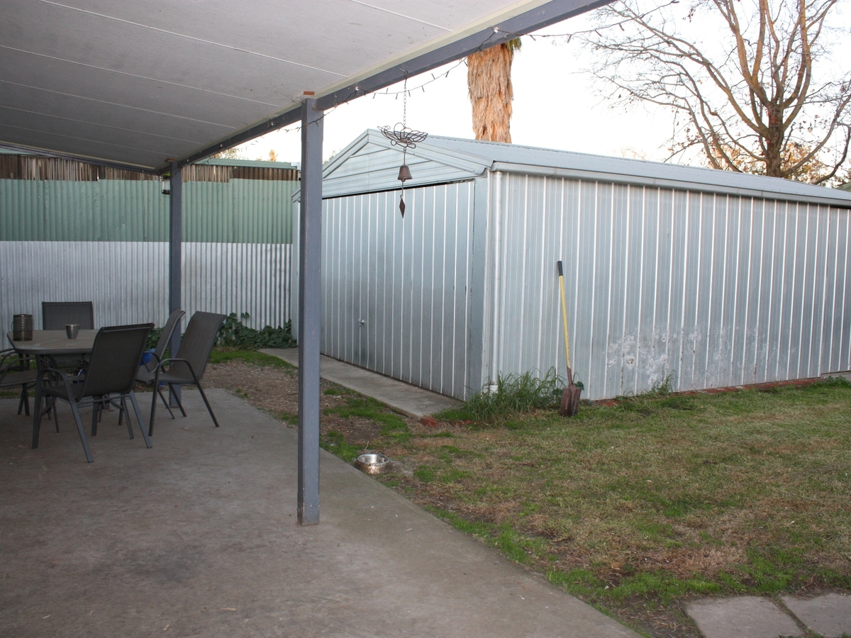 94 McKellar Street, Benalla