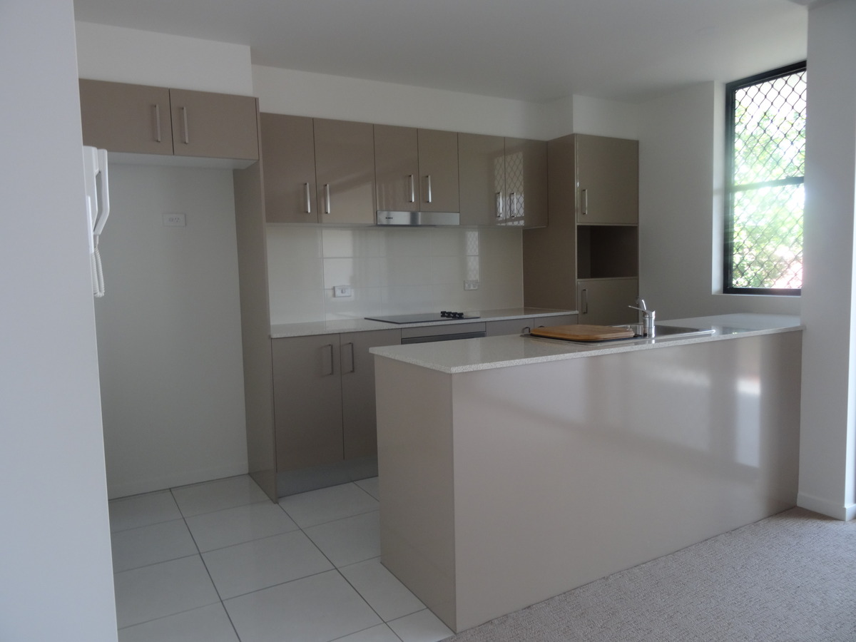 2 / 20 Flavelle st, Carina