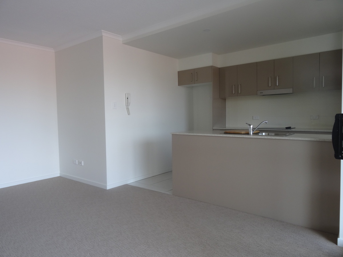 2 / 20 Flavelle st, Carina