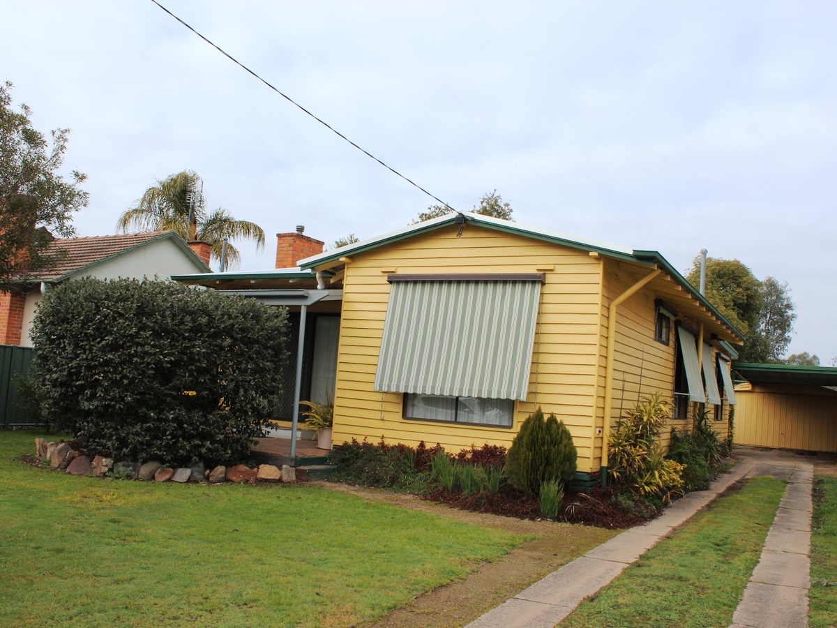 19 Russell Street, Benalla