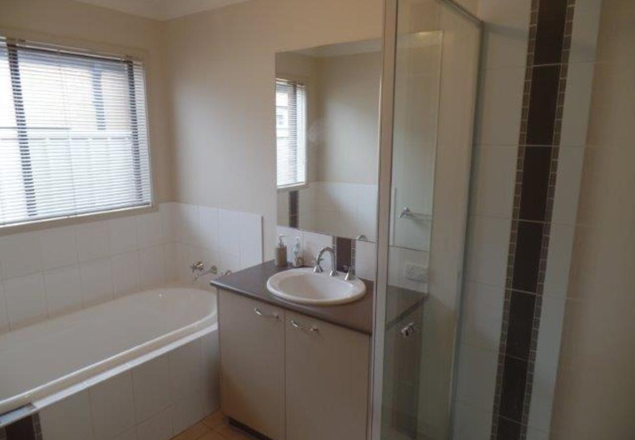 52 Taig Avenue, Kialla