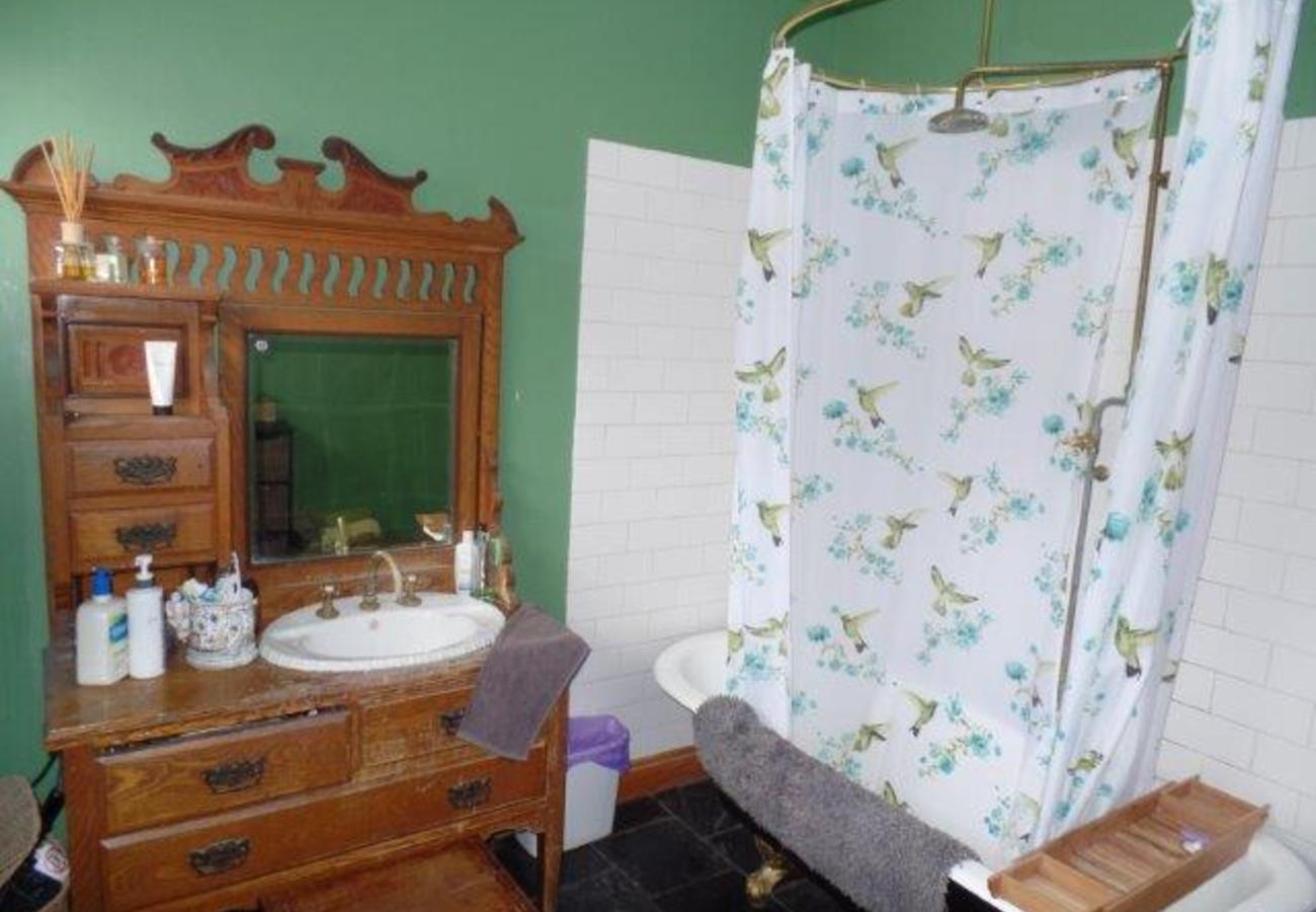 7 Levis Street, Shepparton