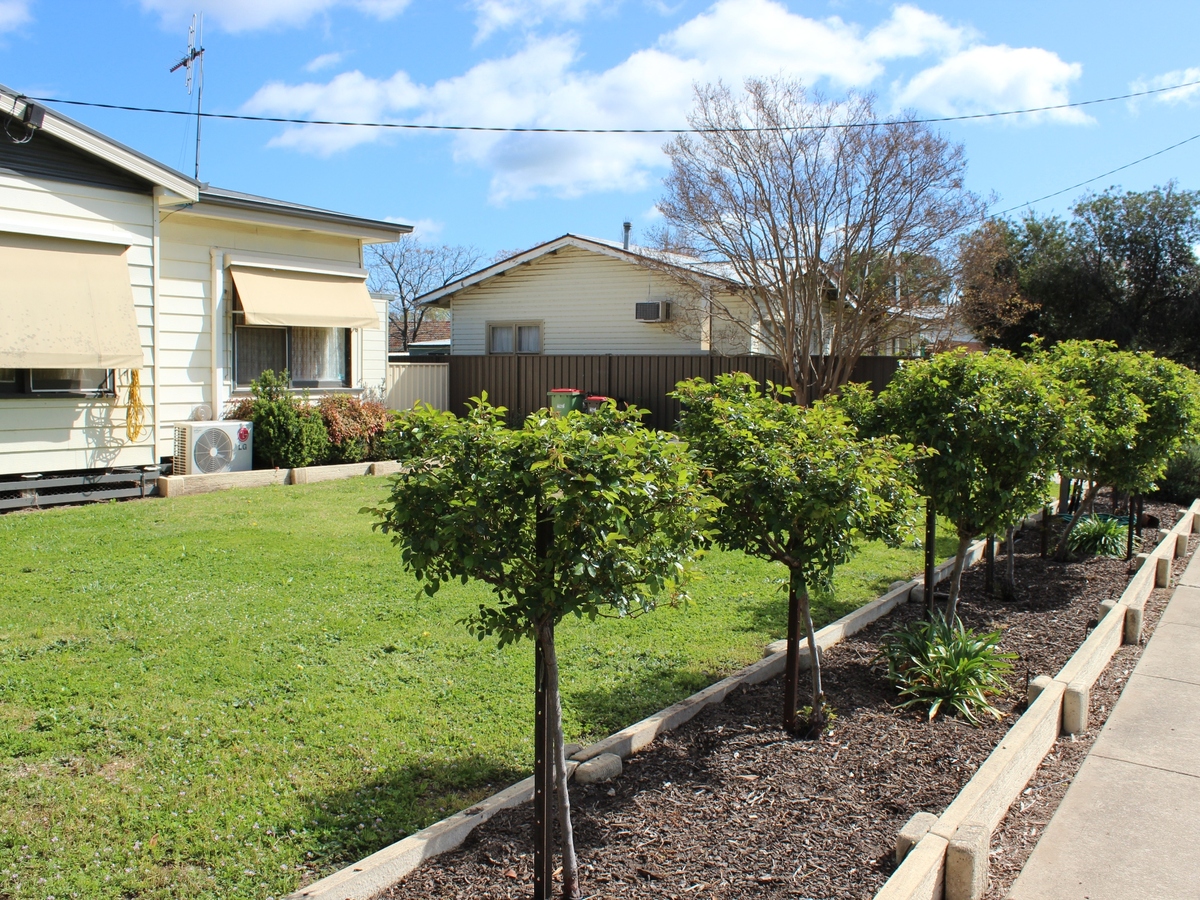 76 Clarke Street, Benalla