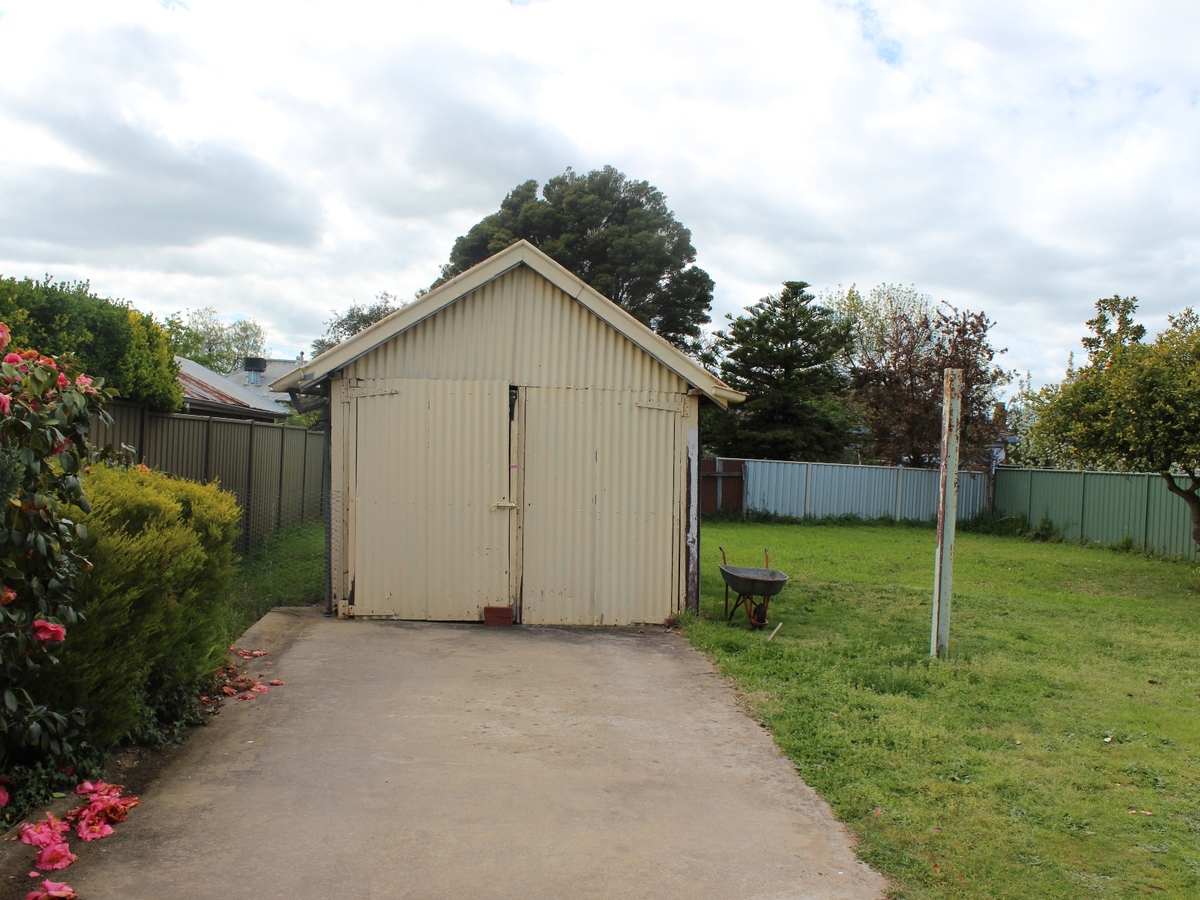 33 Charles Street, Benalla