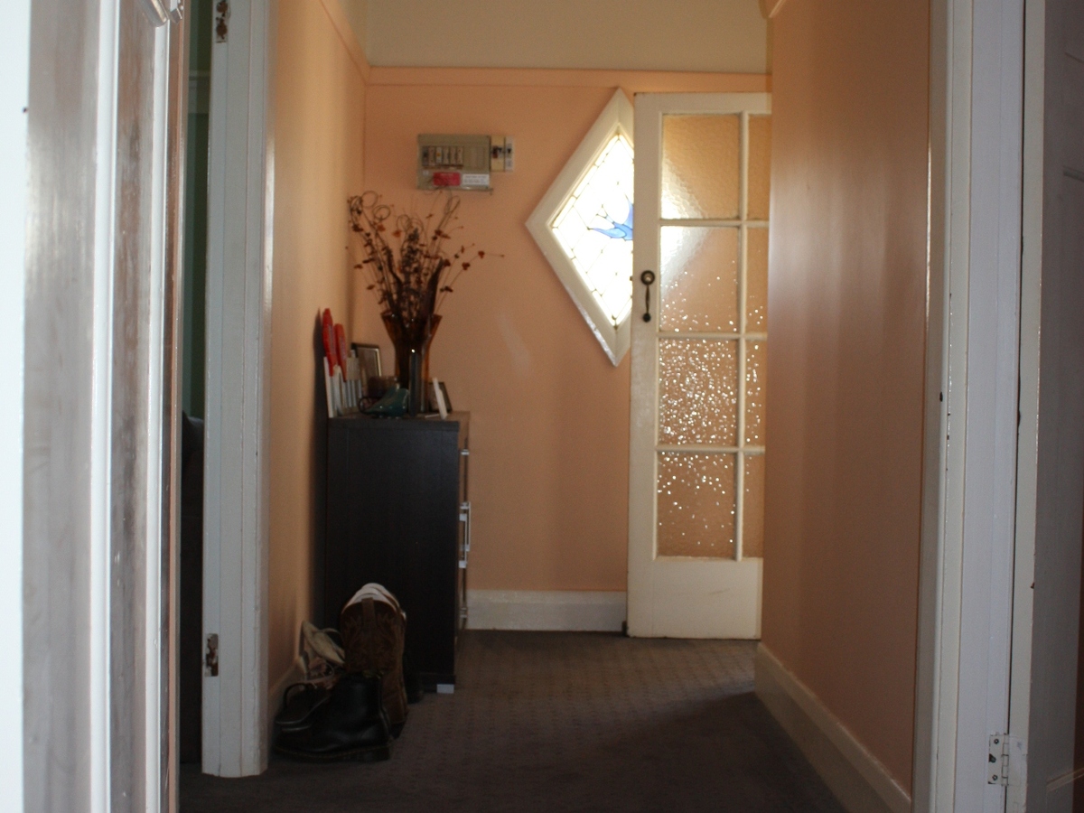 32 High Street, Violet Town