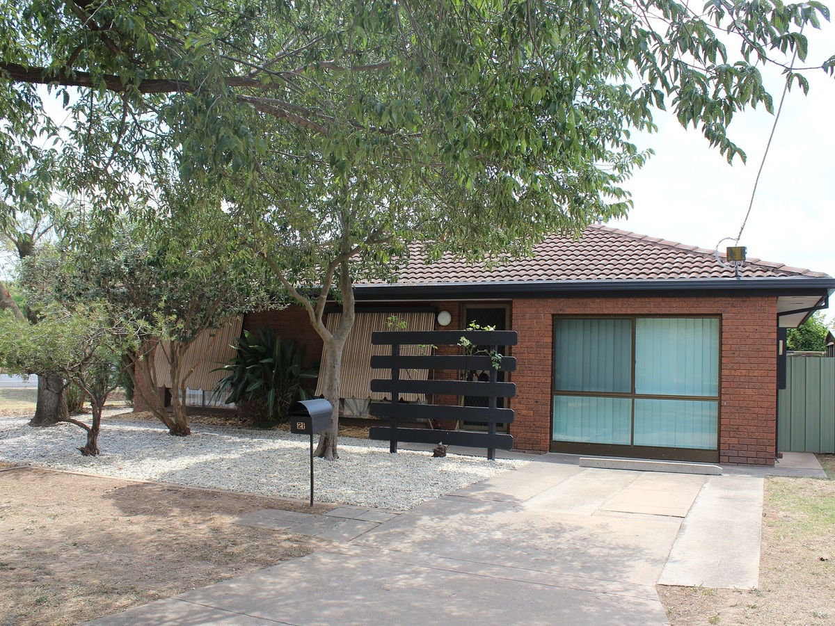21 Smyth Street, Benalla