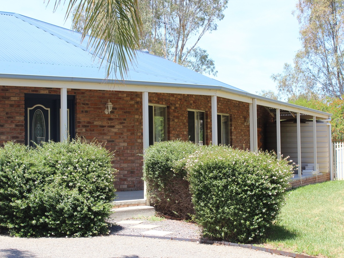 13 Shawbrook Avenue, Benalla