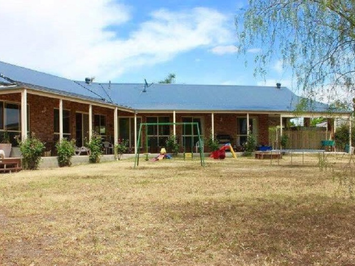 13 Shawbrook Avenue, Benalla
