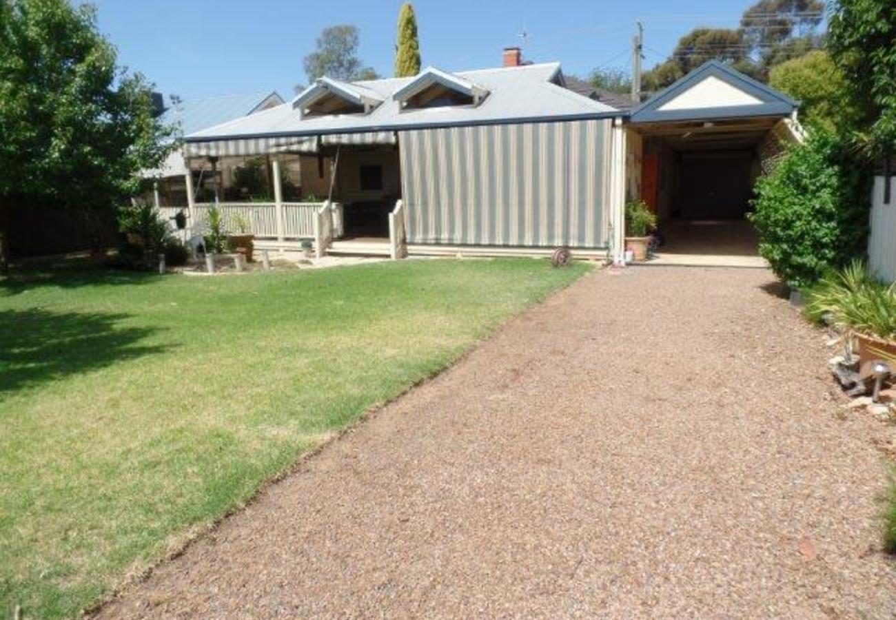 70 Hawdon Street, Shepparton