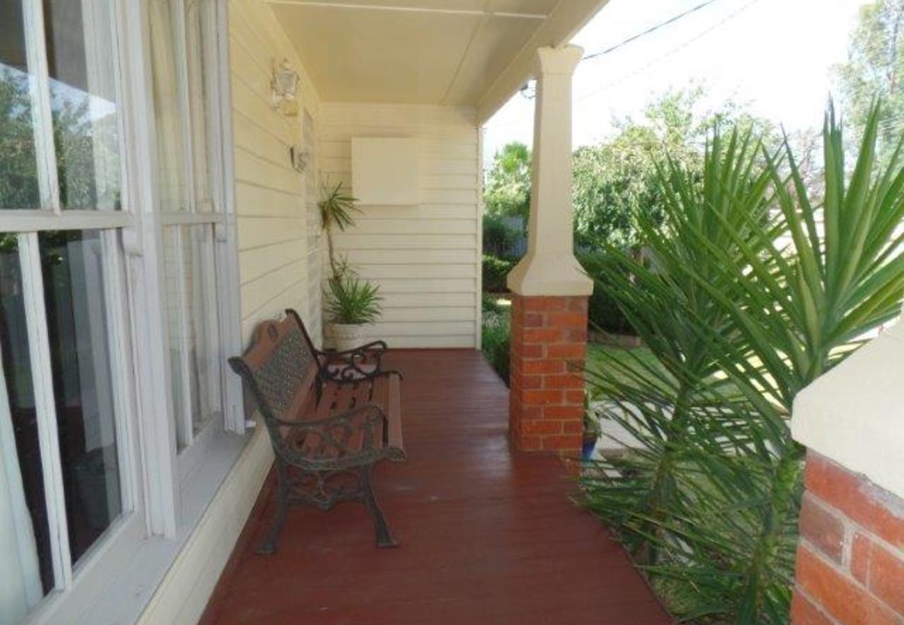 70 Hawdon Street, Shepparton