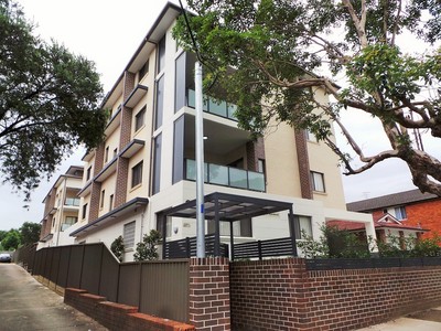 1 / 60 Station Rd, Auburn