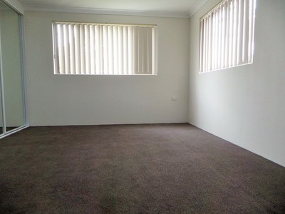 1 / 60 Station Rd, Auburn