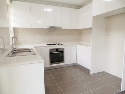 1 / 60 Station Rd, Auburn