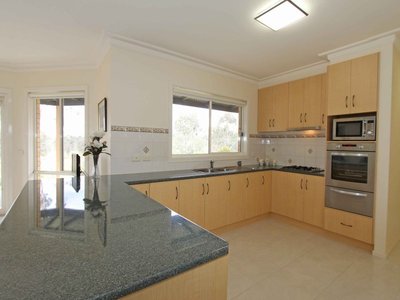 26 Bates Crt, Heathcote