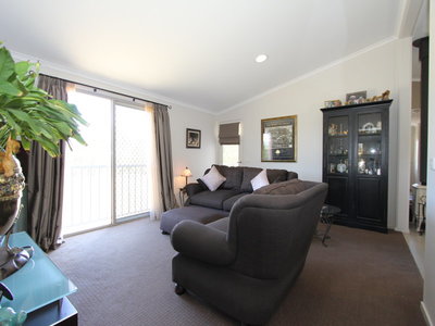 12 Horsburgh Court, Heathcote