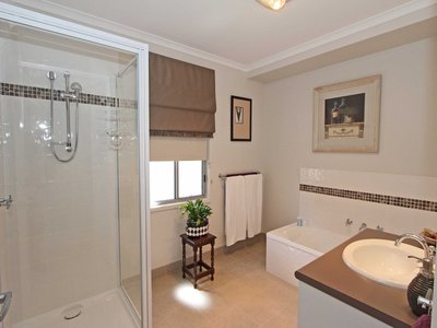 12 Horsburgh Court, Heathcote