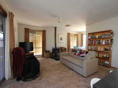 76 Jacksons Lane, Heathcote