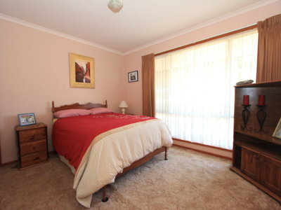 76 Jacksons Lane, Heathcote