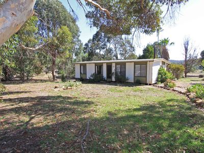 24 Jacksons Lane, Heathcote