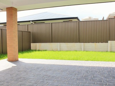 4 Hermitage Way , Catherine Field