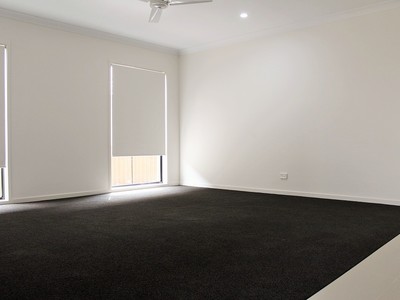 4 Hermitage Way , Catherine Field