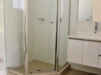 4 Hermitage Way , Catherine Field
