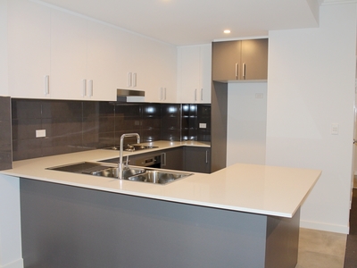 8 / 37-45 Brickworks Drive, Holroyd