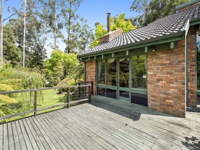 4 Alton Road, Mount Macedon