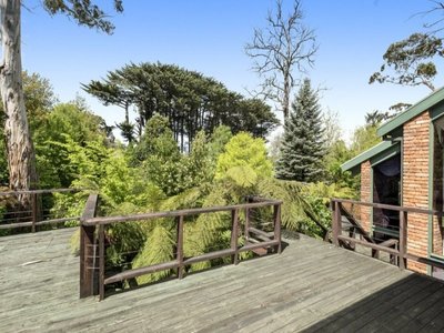 4 Alton Road, Mount Macedon