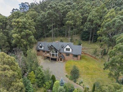92 Douglas Road, Mount Macedon