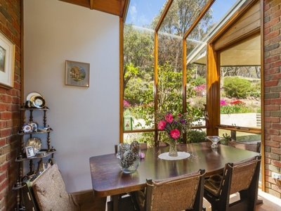 32 Tucketts Road, Mount Macedon