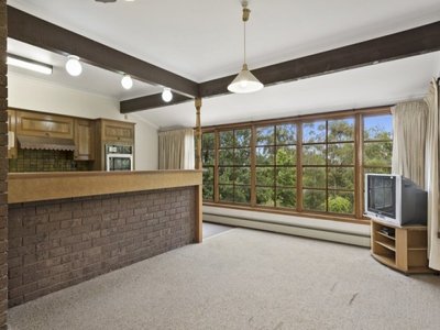 17 Cheniston Road, Mount Macedon