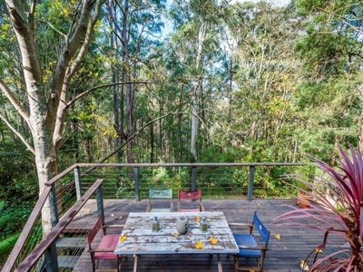 4 Anzac Road, Mount Macedon