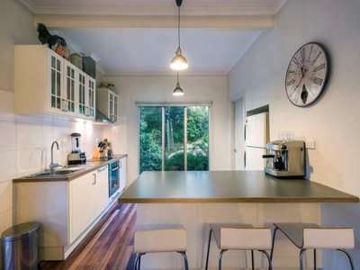 4 Anzac Road, Mount Macedon