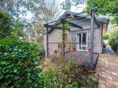 4 Anzac Road, Mount Macedon