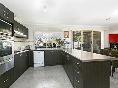15 Angel Close, Narre Warren South