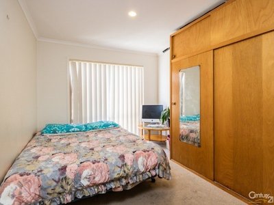 30 Bateman Grove, Hampton Park