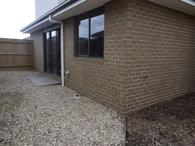 15 Damper Way, Lynbrook