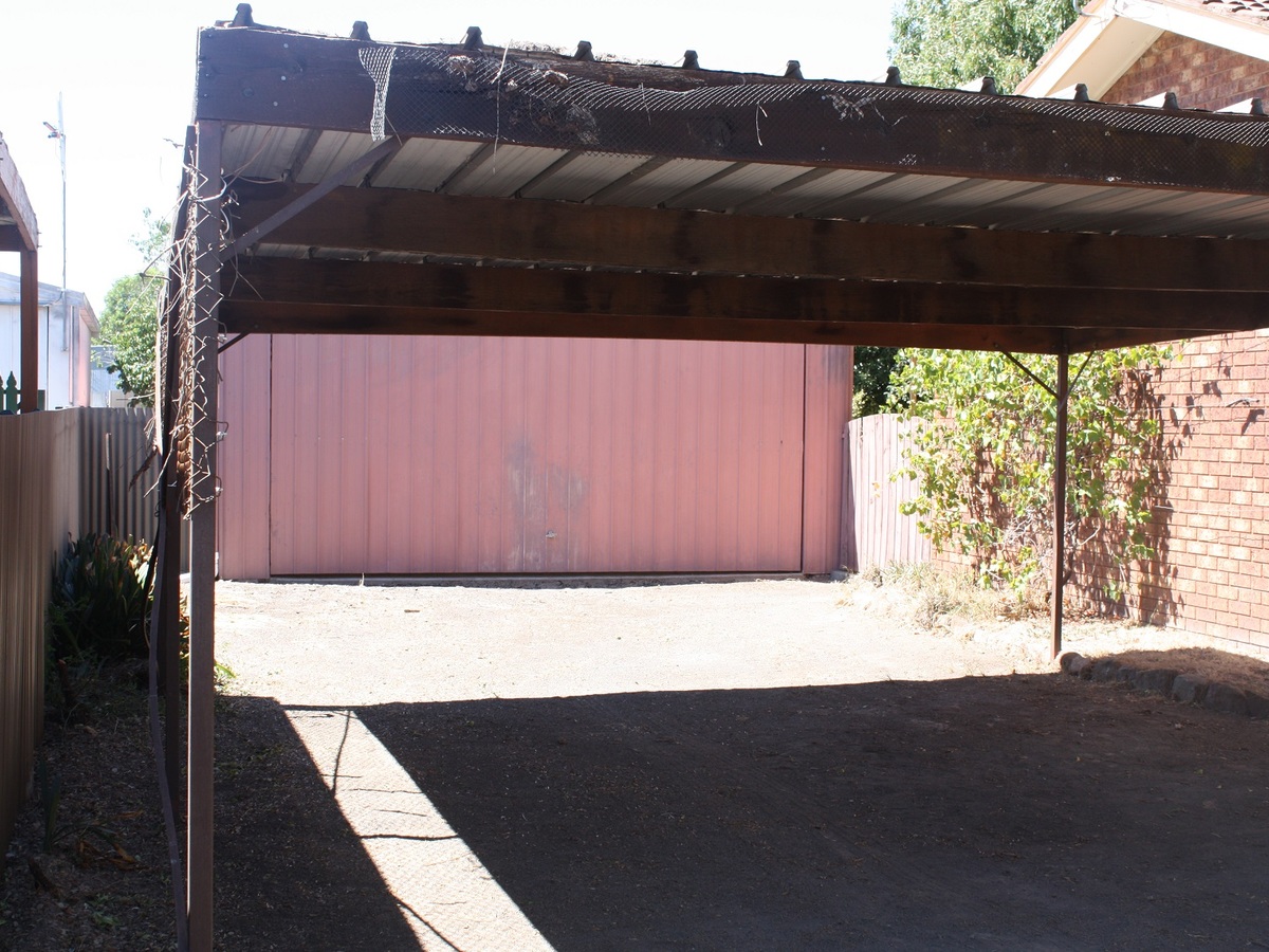 24 Commercial Road, Benalla