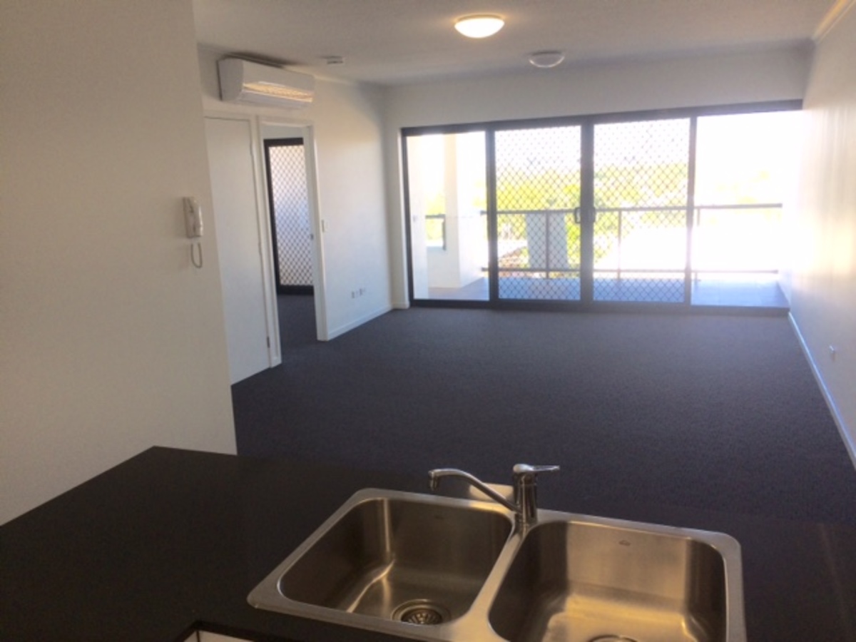 19 / 109 ` Stoneleigh St , Lutwyche