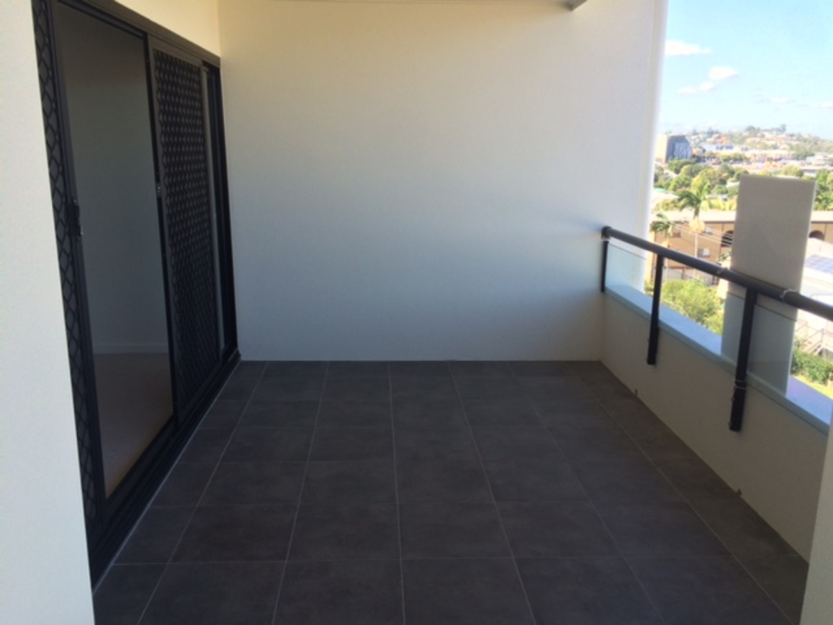19 / 109 ` Stoneleigh St , Lutwyche