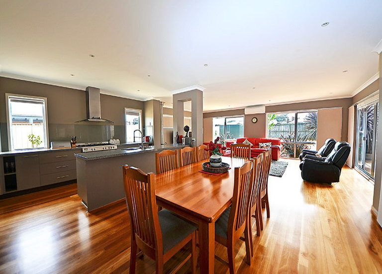 7 Aquarius Court, Portland
