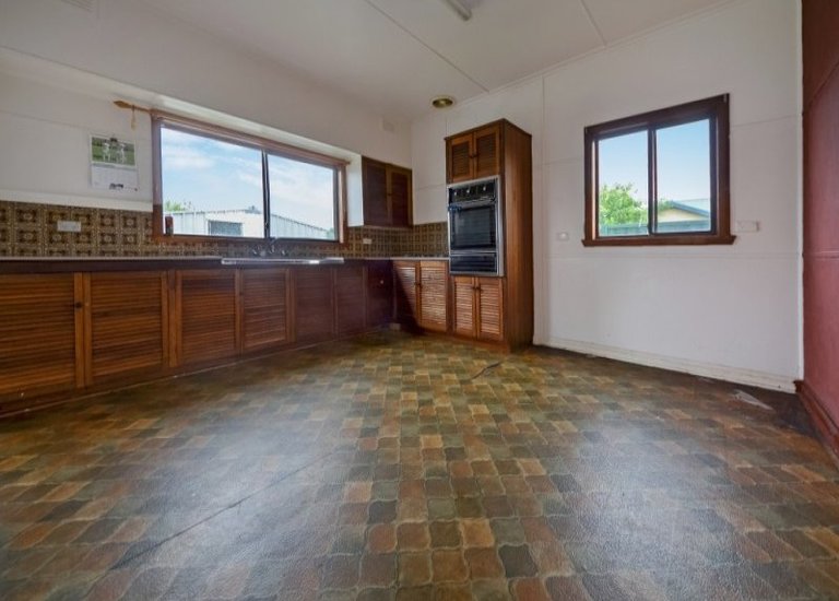 21 Markham Street, Heywood