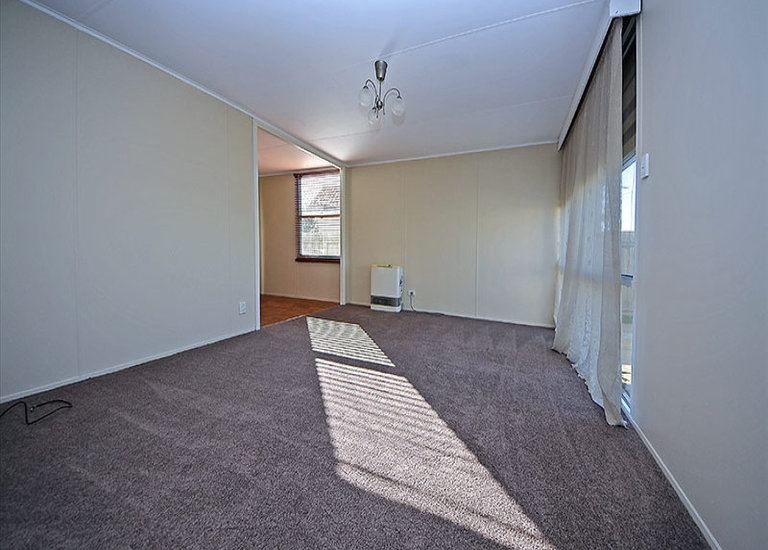 13 Wattle Crescent, Portland