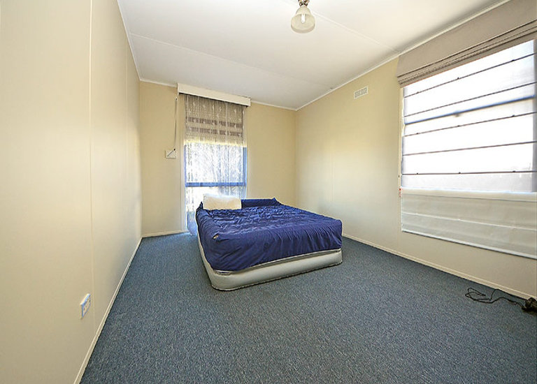 13 Wattle Crescent, Portland